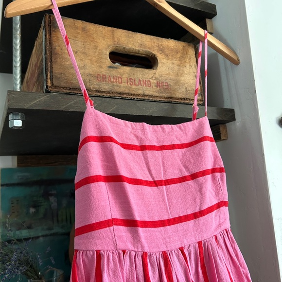 Petal & Pup PIXIE MAXI DRESS - PINK RED - Picture 4 of 10